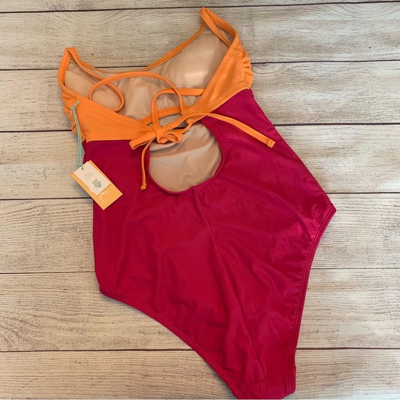 NWT Kona Sol Women's Colorblock 1 PC Swimsuit M 8-10 - Picture 9 of 10